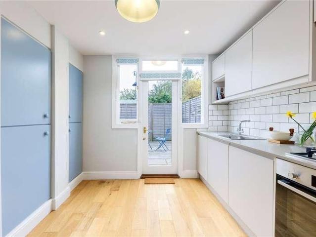 1 bed flat for sale