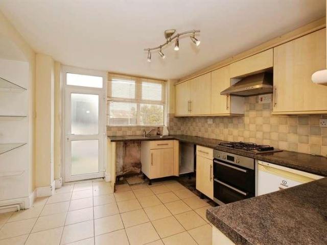 1 bed flat for sale