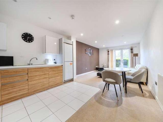 1 bed flat for sale