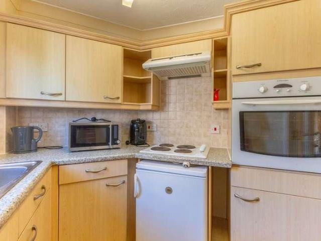 1 bed flat for sale