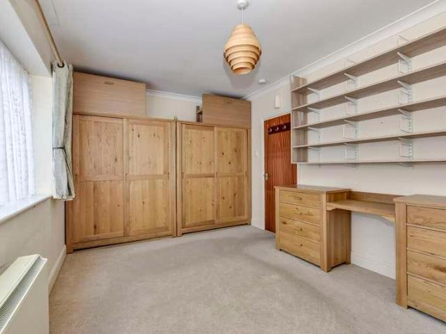 1 bed flat for sale