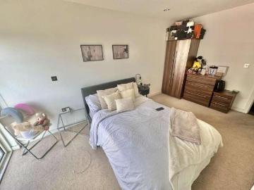 1 bed flat for sale