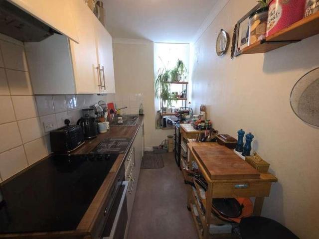 1 bed flat for sale