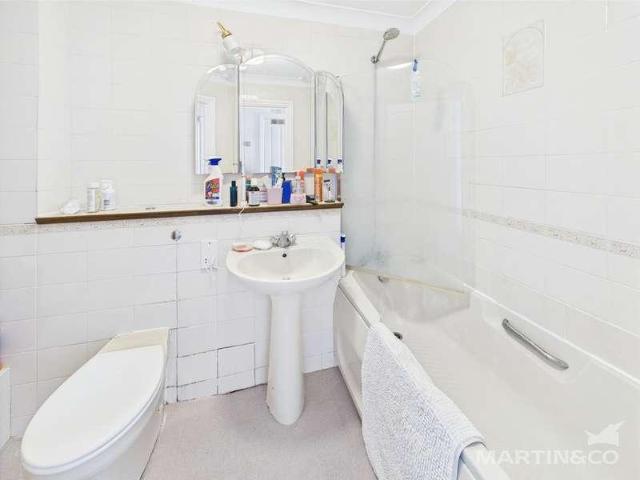 1 bed flat for sale