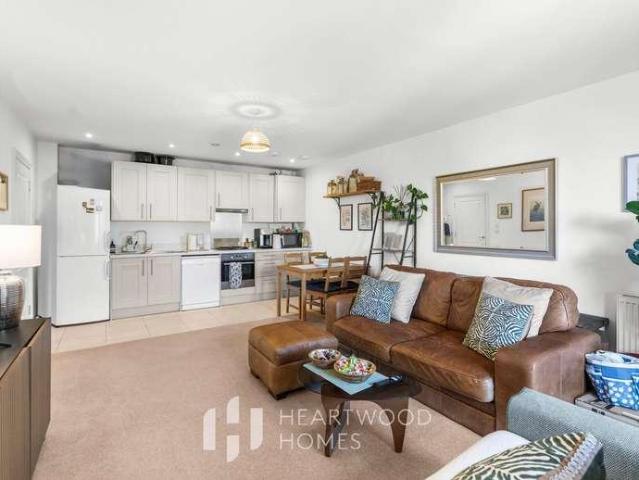 1 bed flat for sale