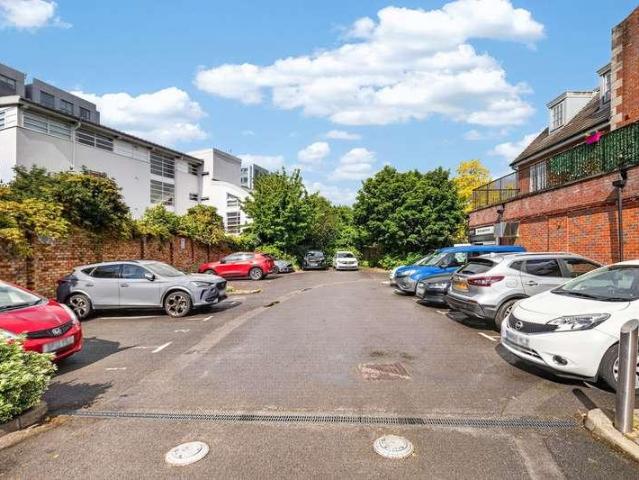 1 bed flat for sale