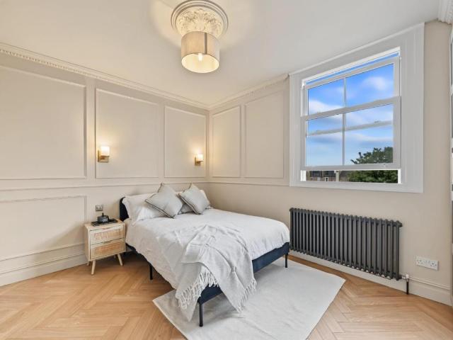 1 bed flat for sale