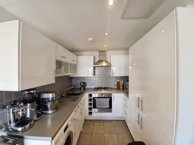 1 bed flat for sale