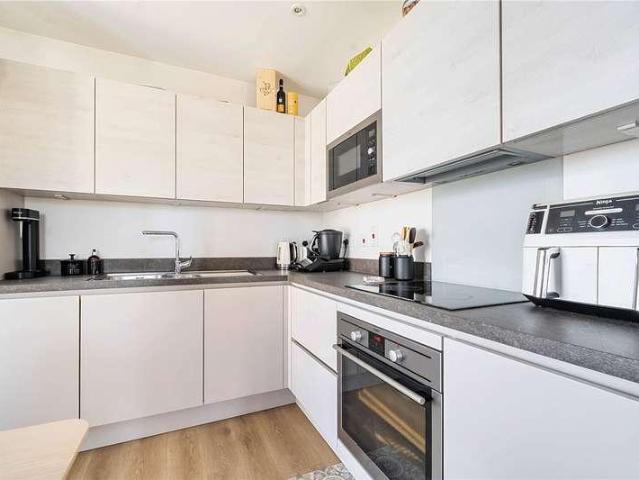 1 bed flat for sale