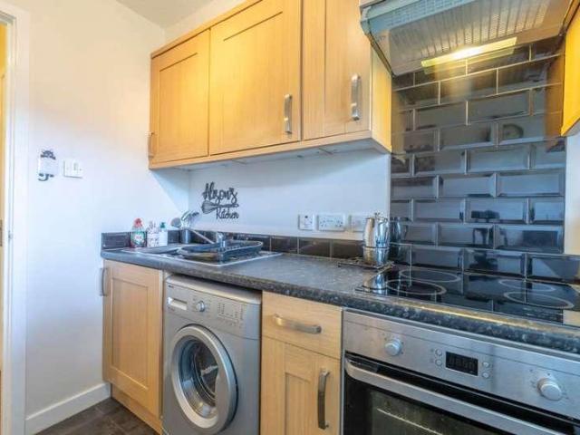 1 bed flat for sale