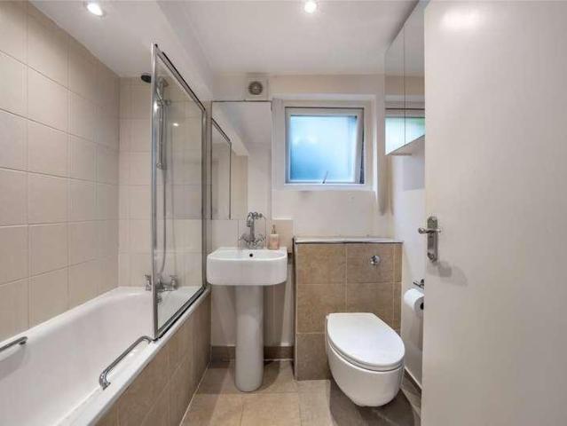 1 bed flat for sale