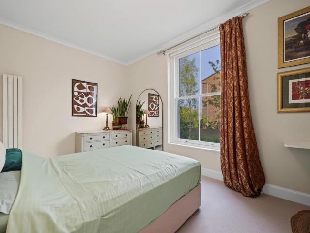 1 bed flat for sale