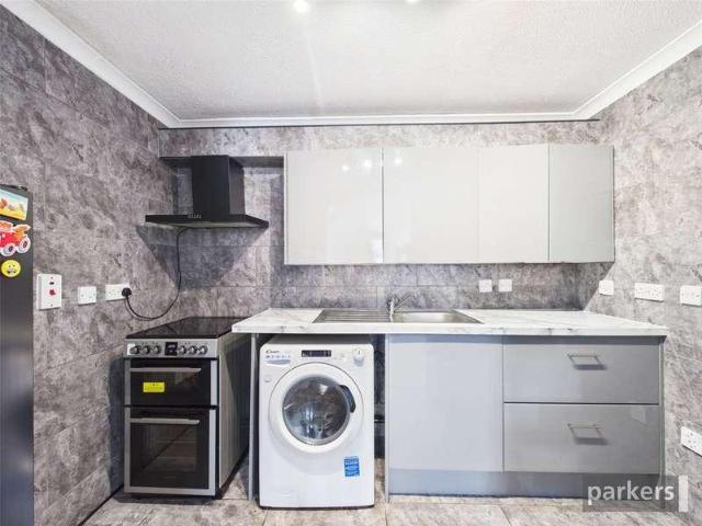 1 bed flat for sale