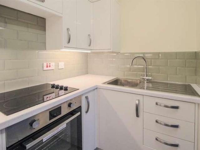1 bed flat for sale