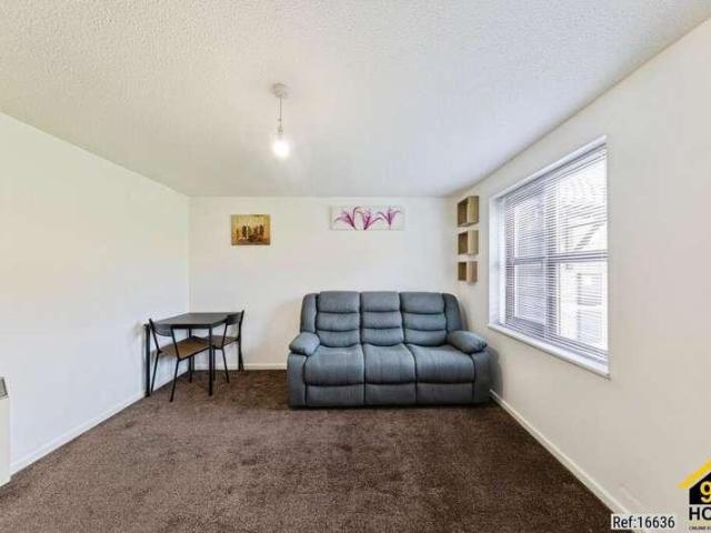 1 bed flat for sale
