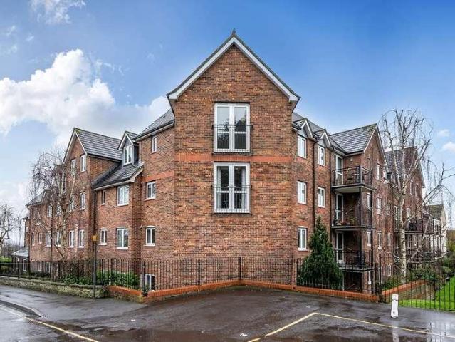1 bed flat for sale