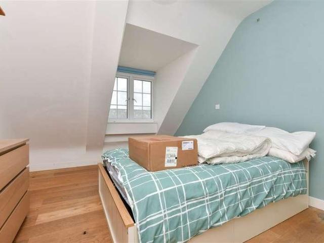 1 bed flat for sale