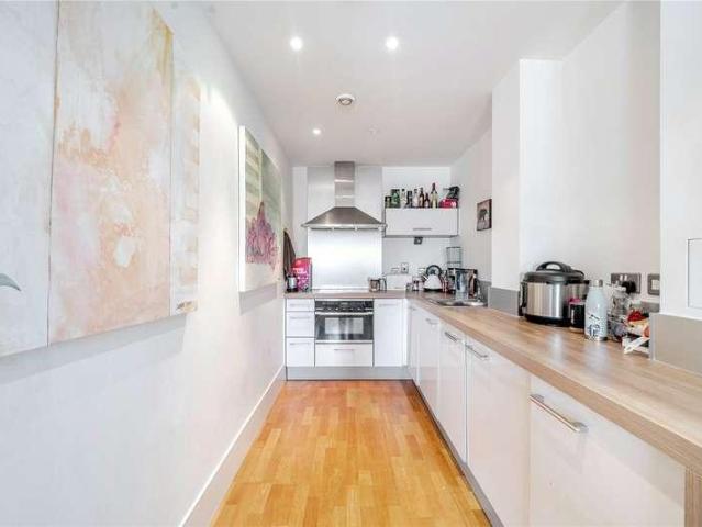 1 bed flat for sale