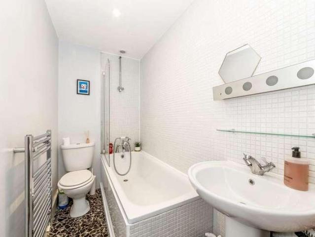 1 bed flat for sale