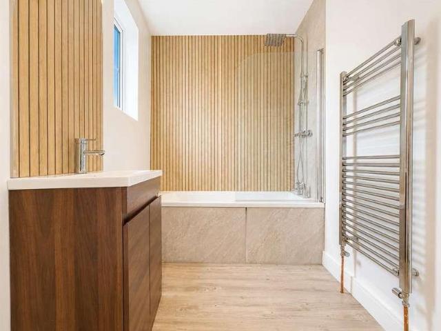 1 bed flat for sale