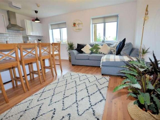 1 bed flat for sale