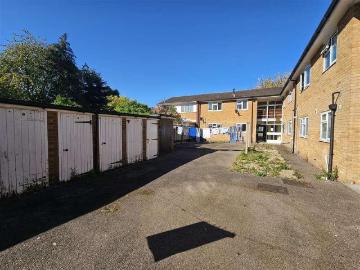 1 bed flat for sale