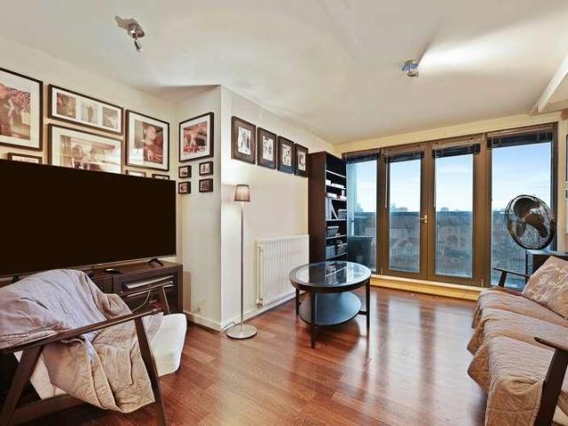 1 bed flat for sale