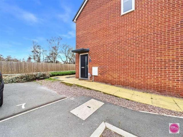 1 bed flat for sale