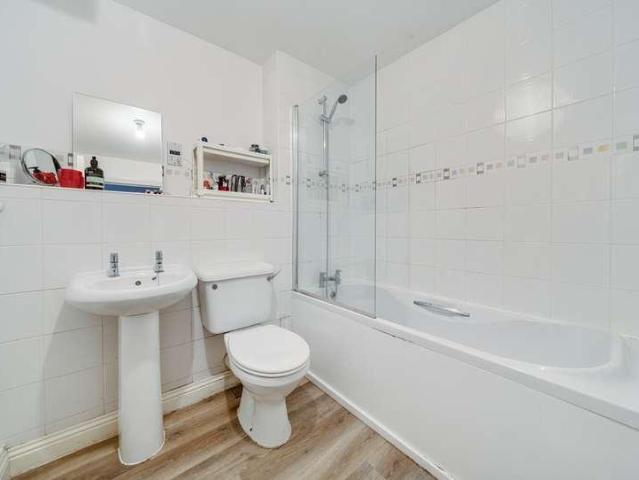 1 bed flat for sale