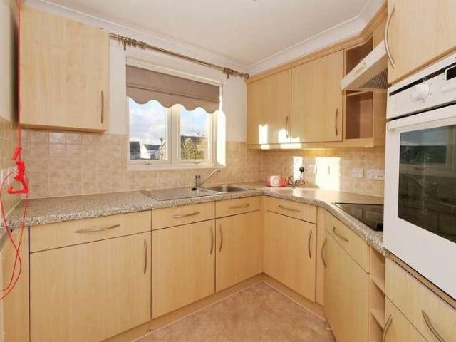 1 bed flat for sale