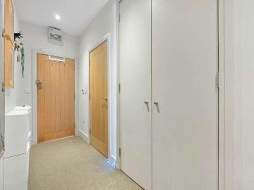 1 bed flat for sale