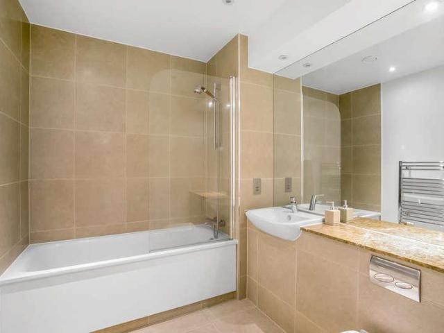 1 bed flat for sale
