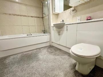 1 bed flat for sale