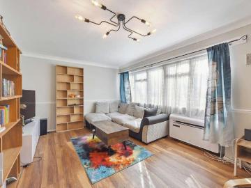 1 bed flat for sale