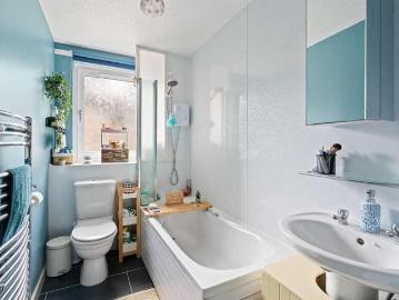 1 bed flat for sale