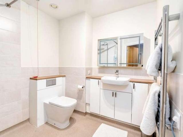 1 bed flat for sale