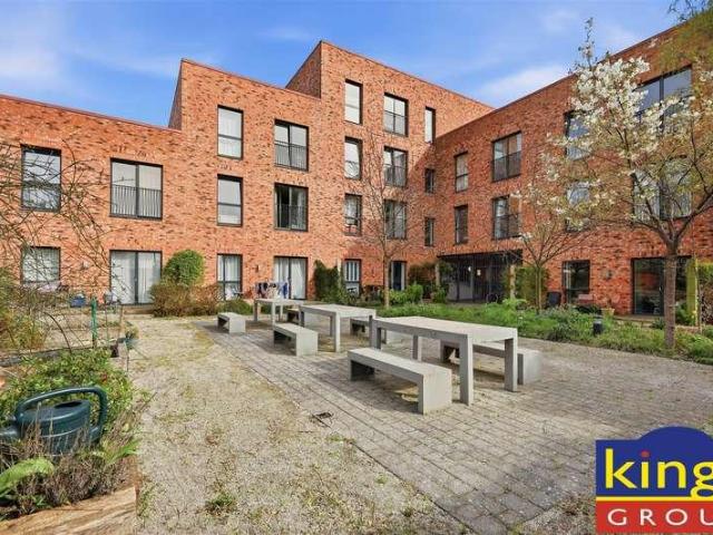 1 bed flat for sale