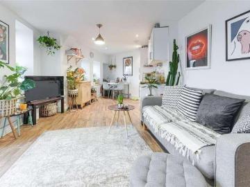 1 bed flat for sale