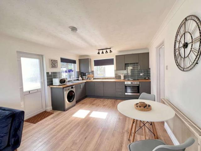 1 bed flat for sale