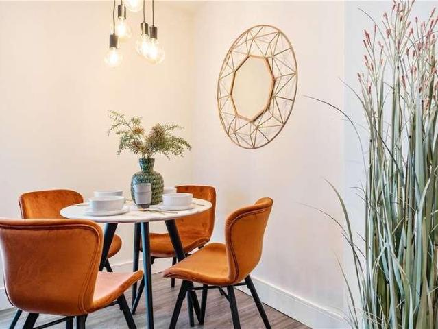1 bed flat for sale
