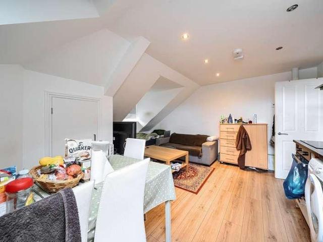 1 bed flat for sale