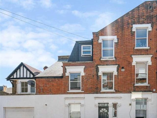 1 bed flat for sale