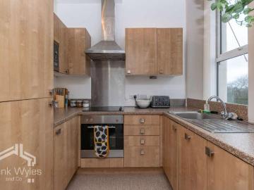 1 bed flat for sale