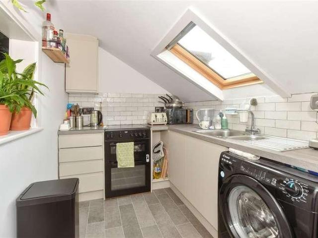1 bed flat for sale