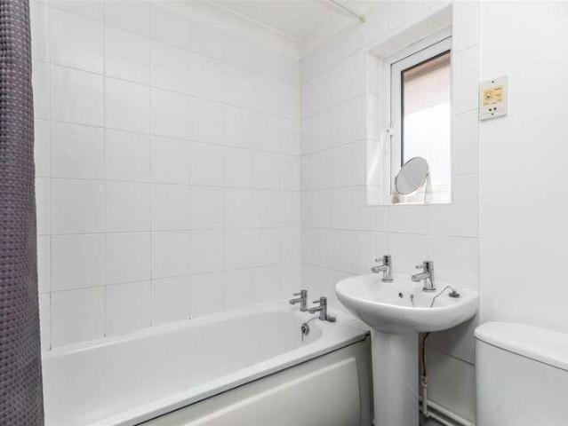 1 bed flat for sale
