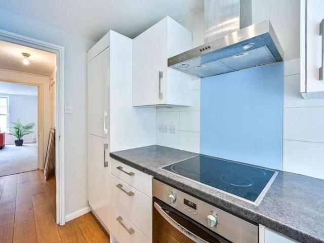 1 bed flat for sale