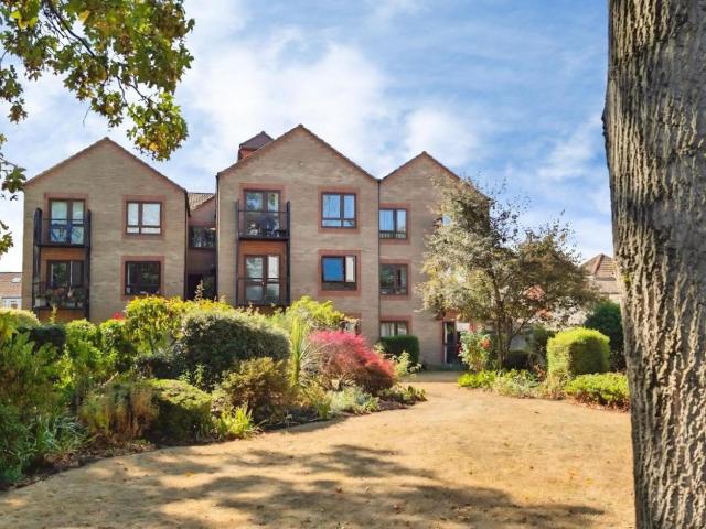 1 bed flat for sale