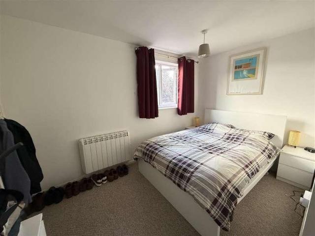 1 bed flat for sale