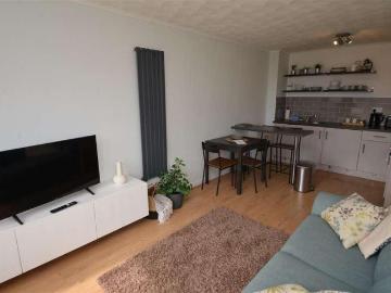 1 bed flat for sale