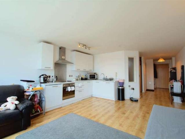 1 bed flat for sale